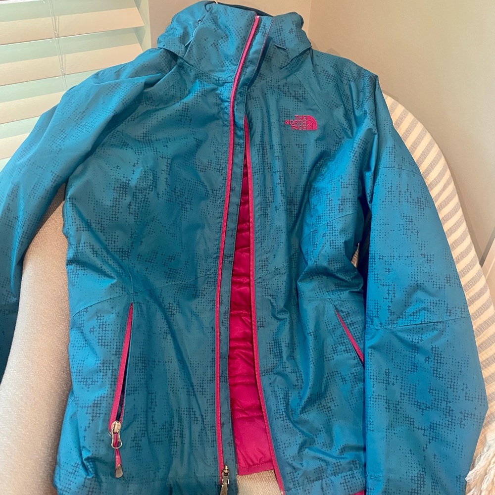 2-1 North Face Ski Jacket, Medium